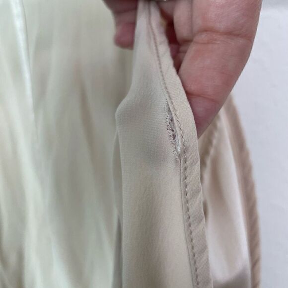 Elizabeth And James Women’s Cold Shoulder 100% Silk Top Size XS - Picture 6 of 10